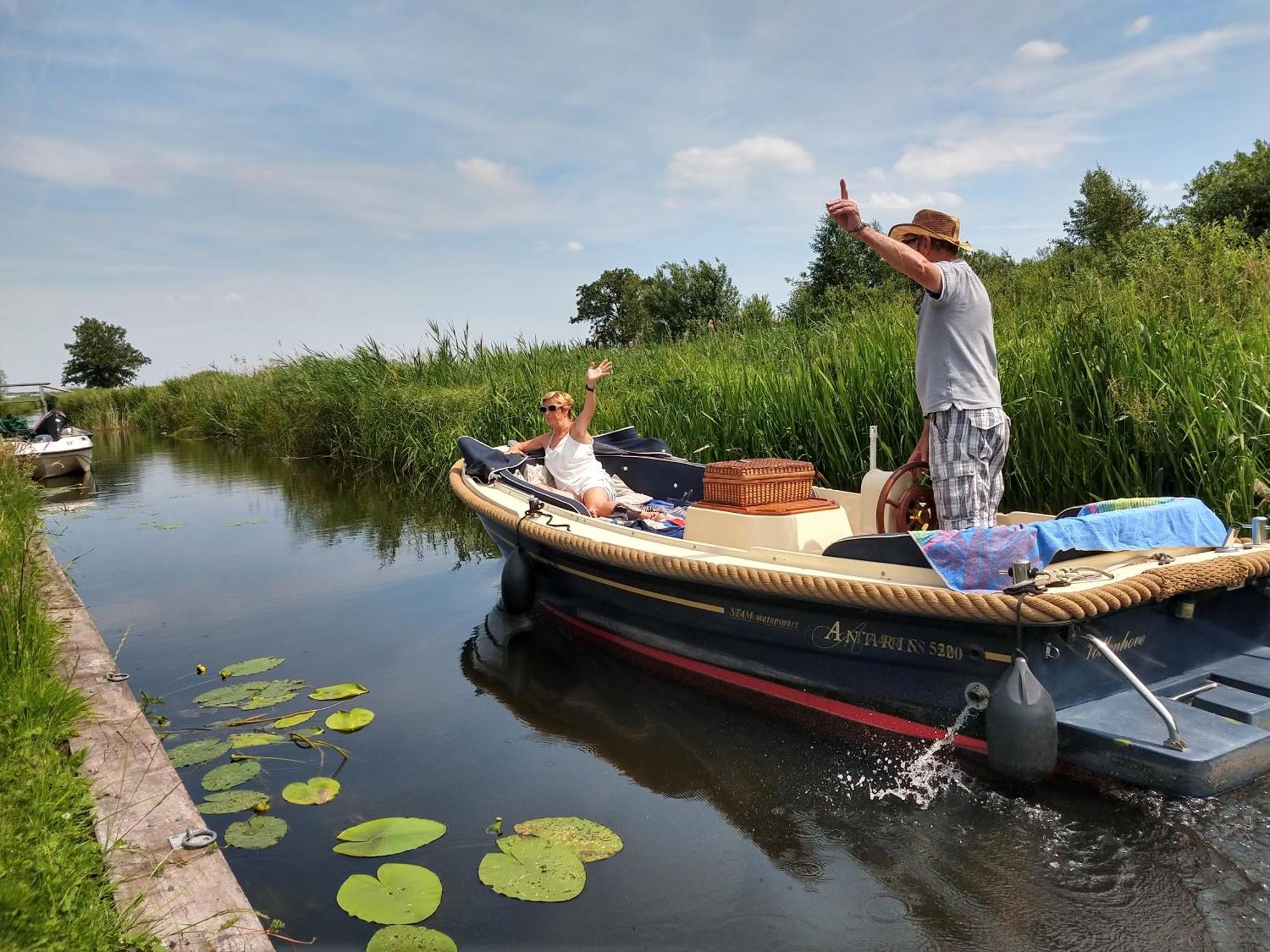 Het Waterhoentje Sint Jansklooster Экстерьер фото